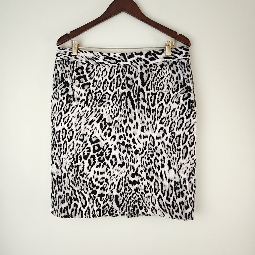 Worthington Animal Skin Print Pencil Lined Black And White Skirt Size 10